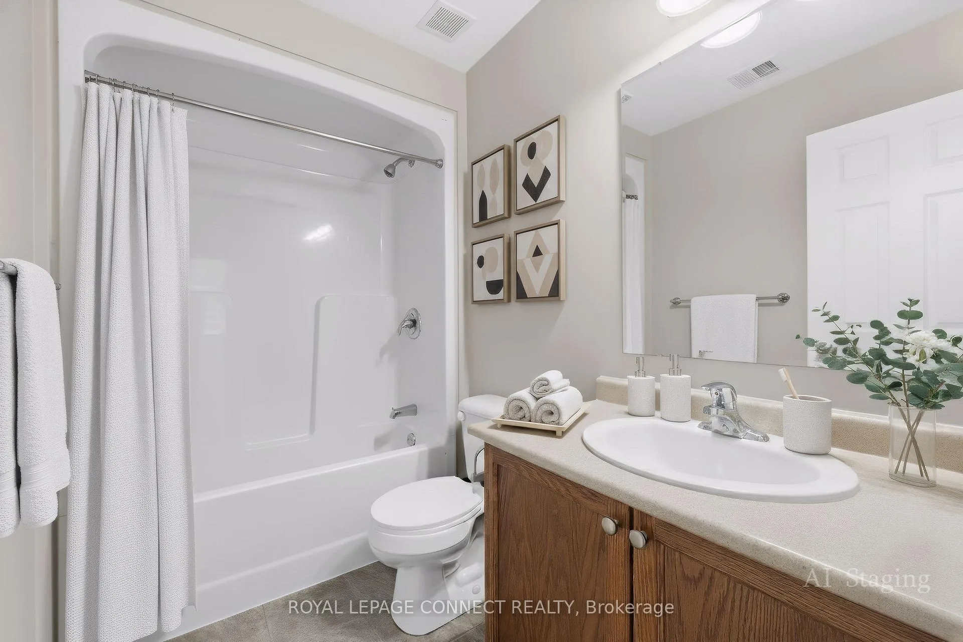 Photo 14 of 25 Springdale Drive, Kawartha Lakes, Lindsay — HOMEH