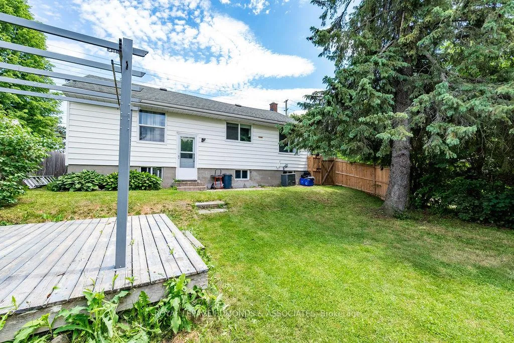 Photo 33 of 768 Mackay Street, Pembroke, Pembroke — HOMEH