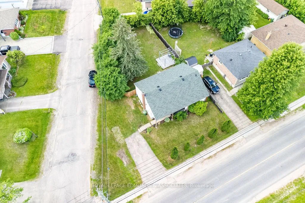 Photo 35 of 768 Mackay Street, Pembroke, Pembroke — HOMEH