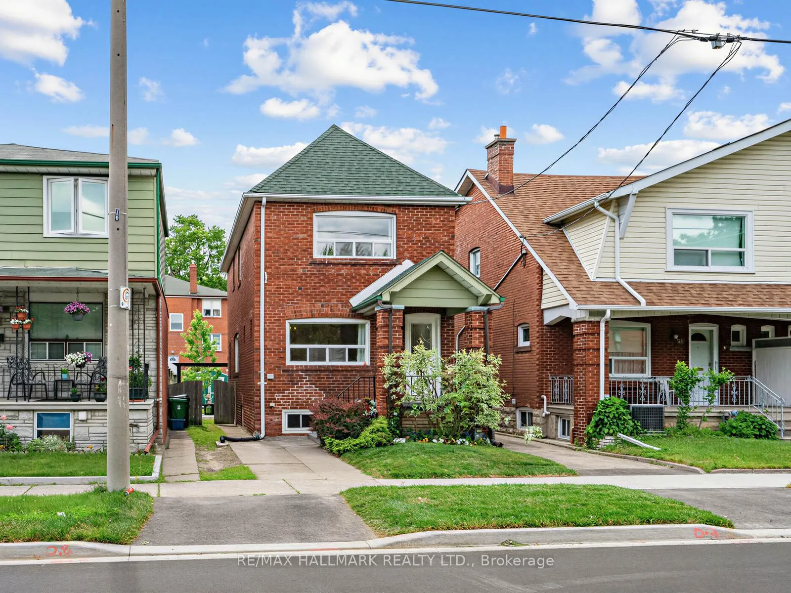 Photo 1 of 958 Greenwood Avenue, Toronto, Danforth Village-East York — HOMEH