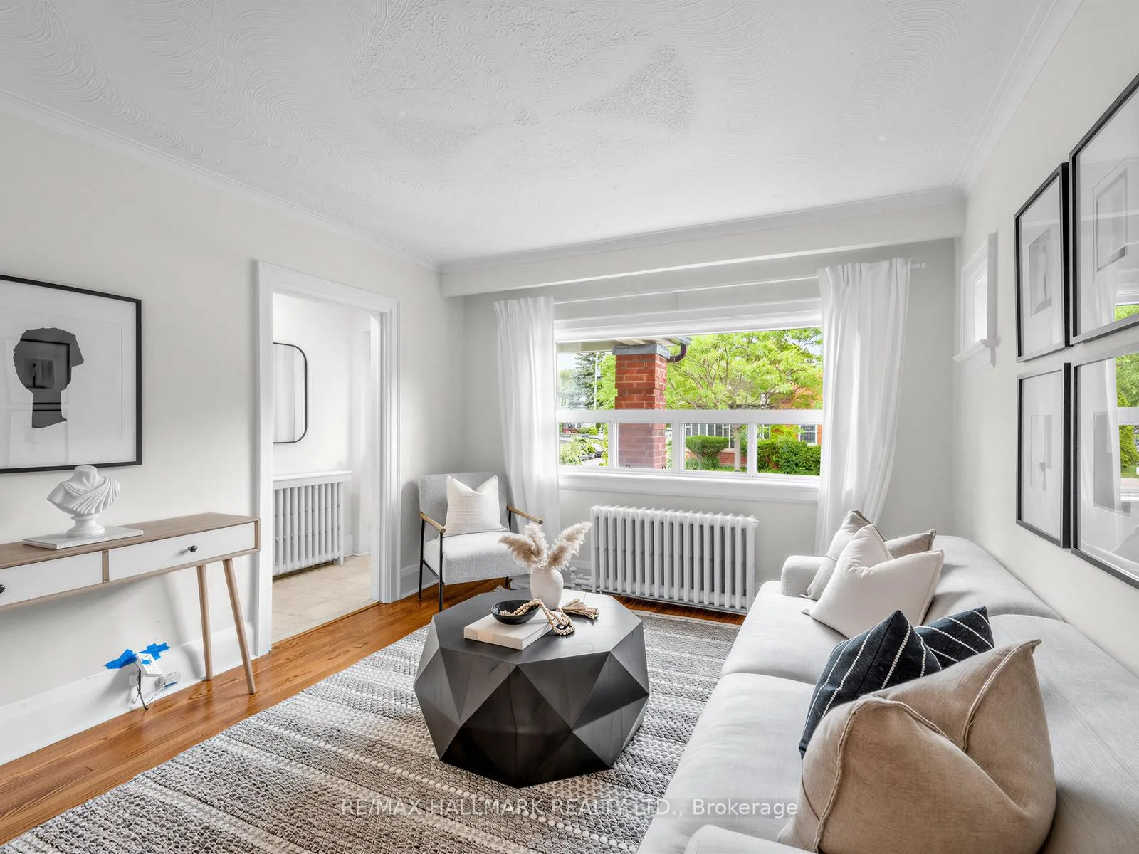 Photo 7 of 958 Greenwood Avenue, Toronto, Danforth Village-East York — HOMEH