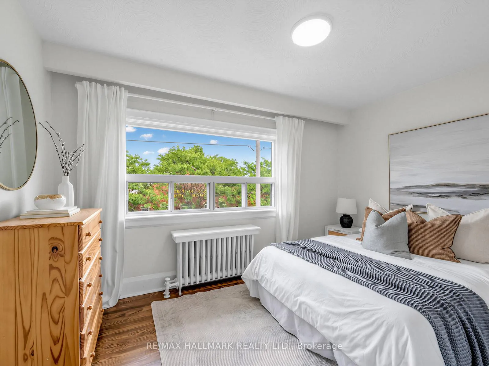 Photo 19 of 958 Greenwood Avenue, Toronto, Danforth Village-East York — HOMEH