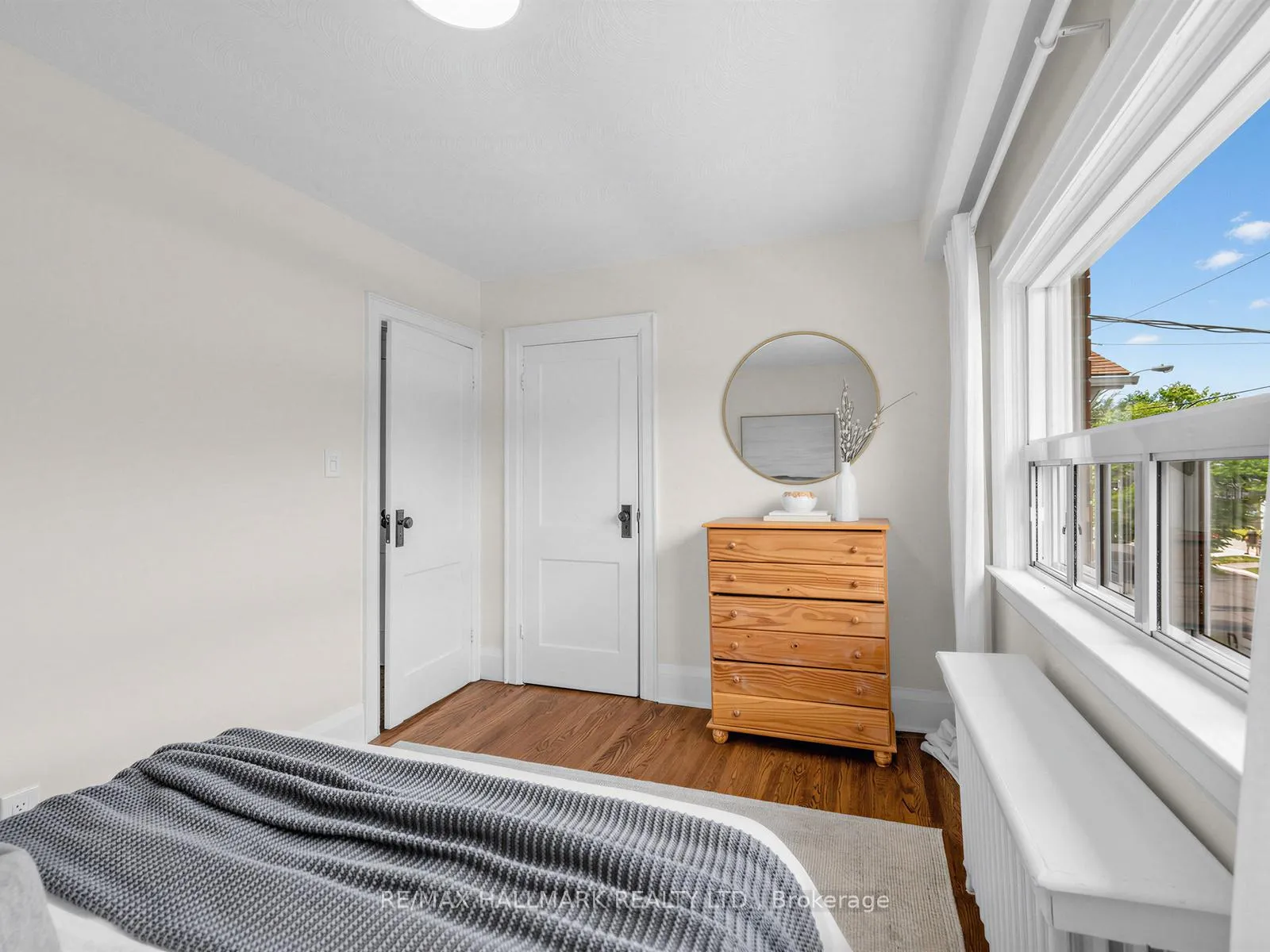Photo 21 of 958 Greenwood Avenue, Toronto, Danforth Village-East York — HOMEH