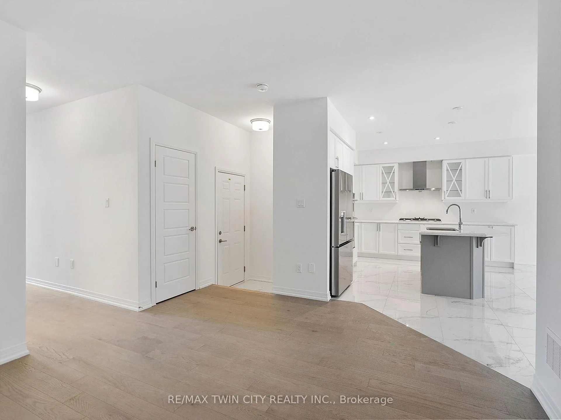 Photo 21 of 61 George Brier Drive E, Brant, Paris — HOMEH