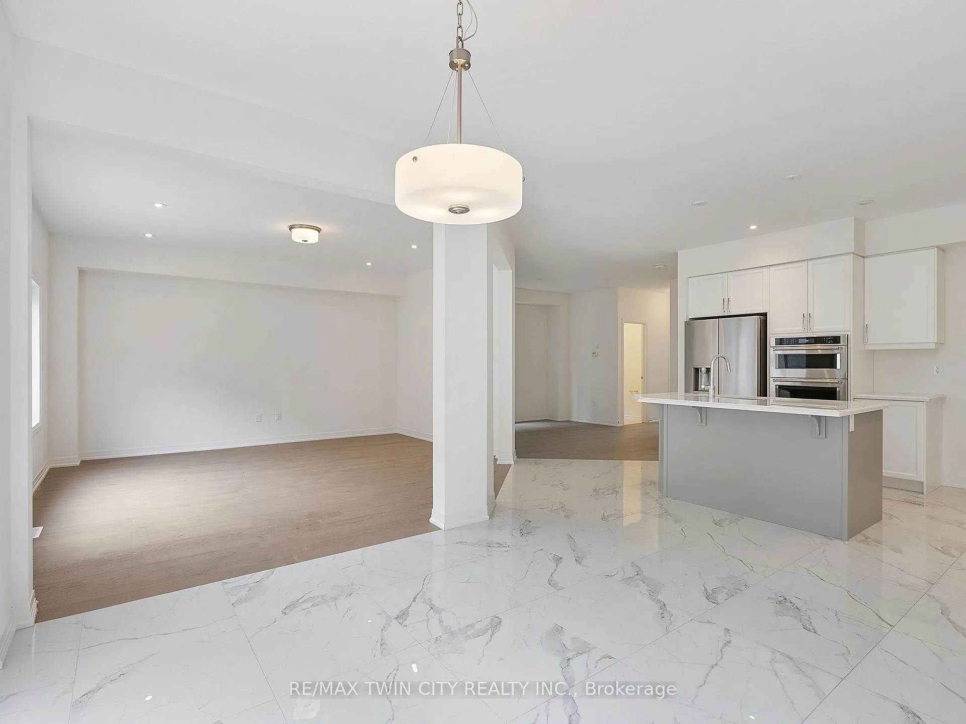 Photo 32 of 61 George Brier Drive E, Brant, Paris — HOMEH
