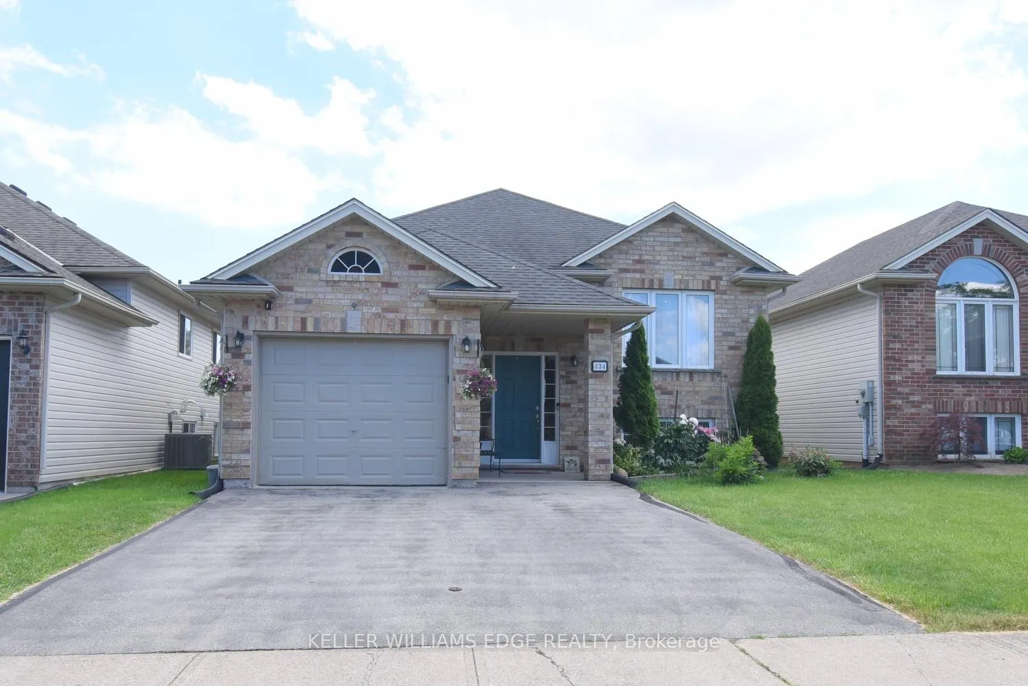 Photo of 334 St Lawrence Drive