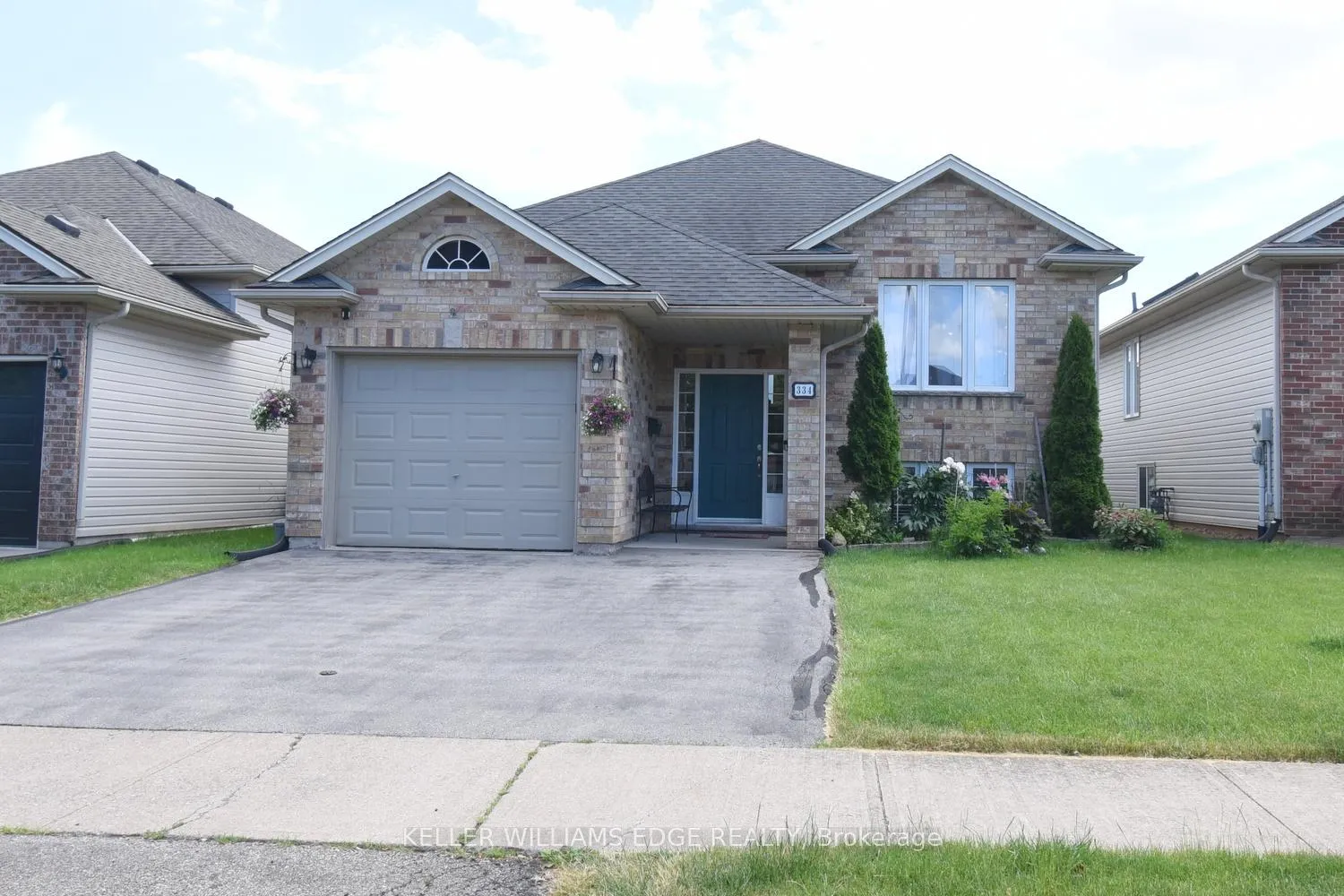 Photo 3 of 334 St Lawrence Drive, Welland, N. Welland — HOMEH