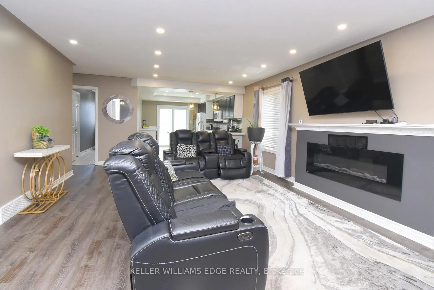 Photo 7 of 334 St Lawrence Drive, Welland, N. Welland — HOMEH