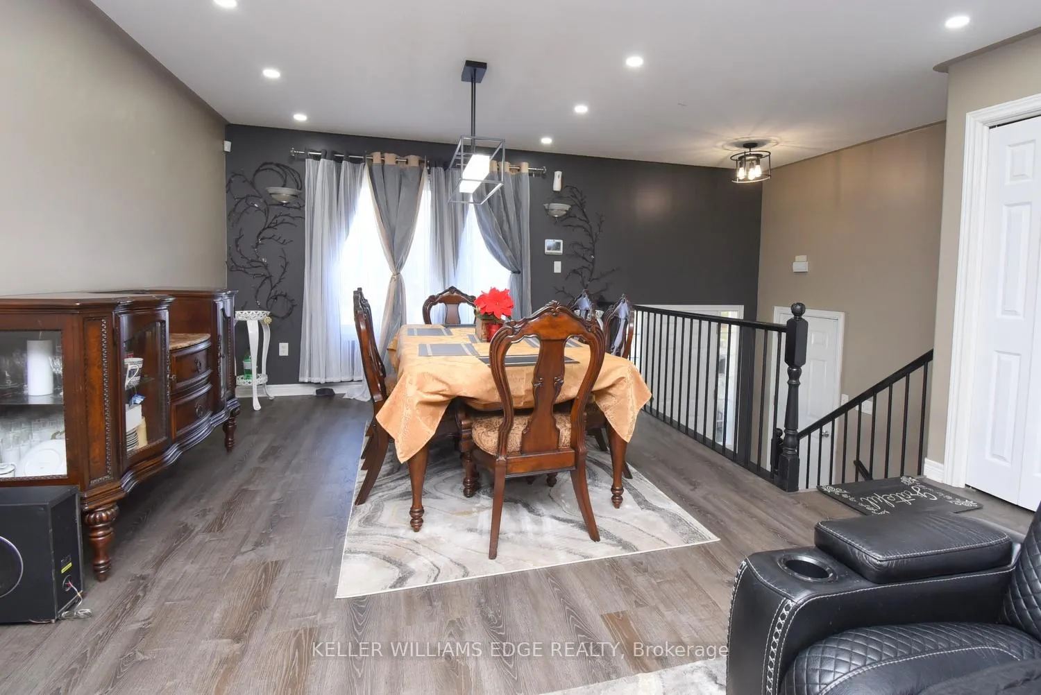 Photo 9 of 334 St Lawrence Drive, Welland, N. Welland — HOMEH