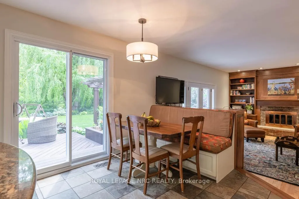 Photo 23 of 22 Butler Crescent, St. Catharines, Lakeshore — HOMEH