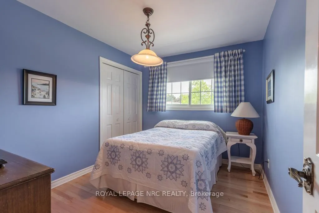 Photo 32 of 22 Butler Crescent, St. Catharines, Lakeshore — HOMEH