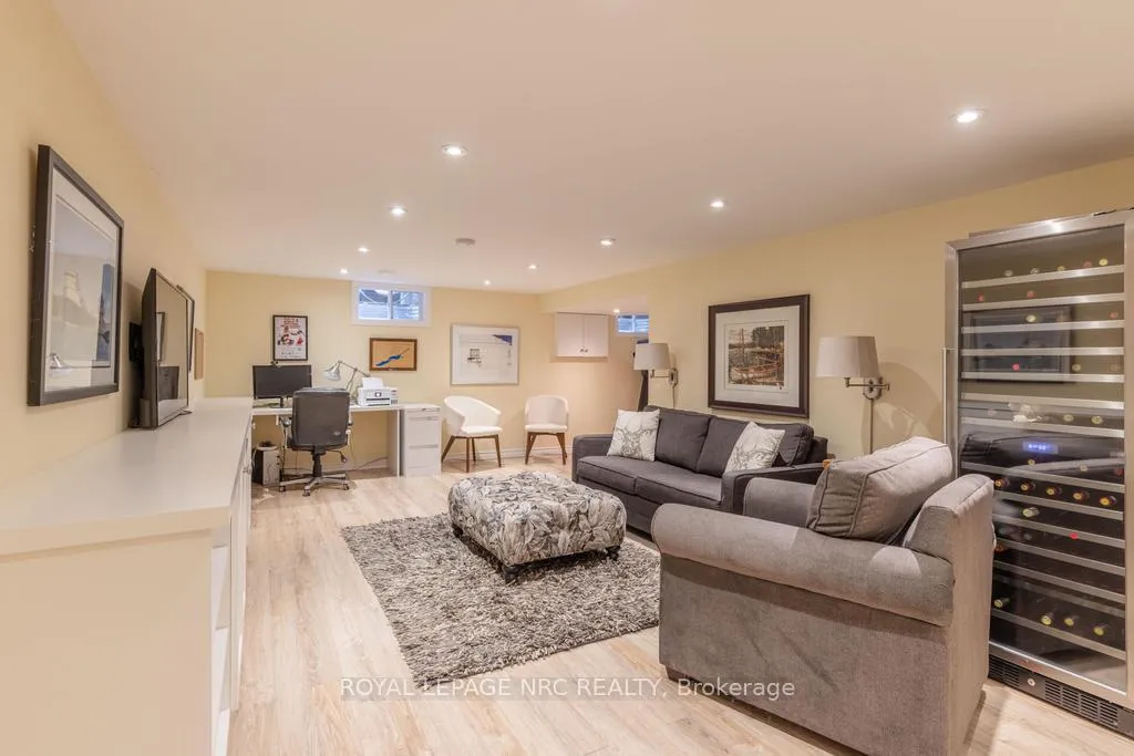 Photo 36 of 22 Butler Crescent, St. Catharines, Lakeshore — HOMEH