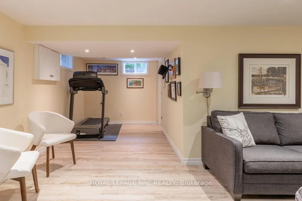 Photo 37 of 22 Butler Crescent, St. Catharines, Lakeshore — HOMEH