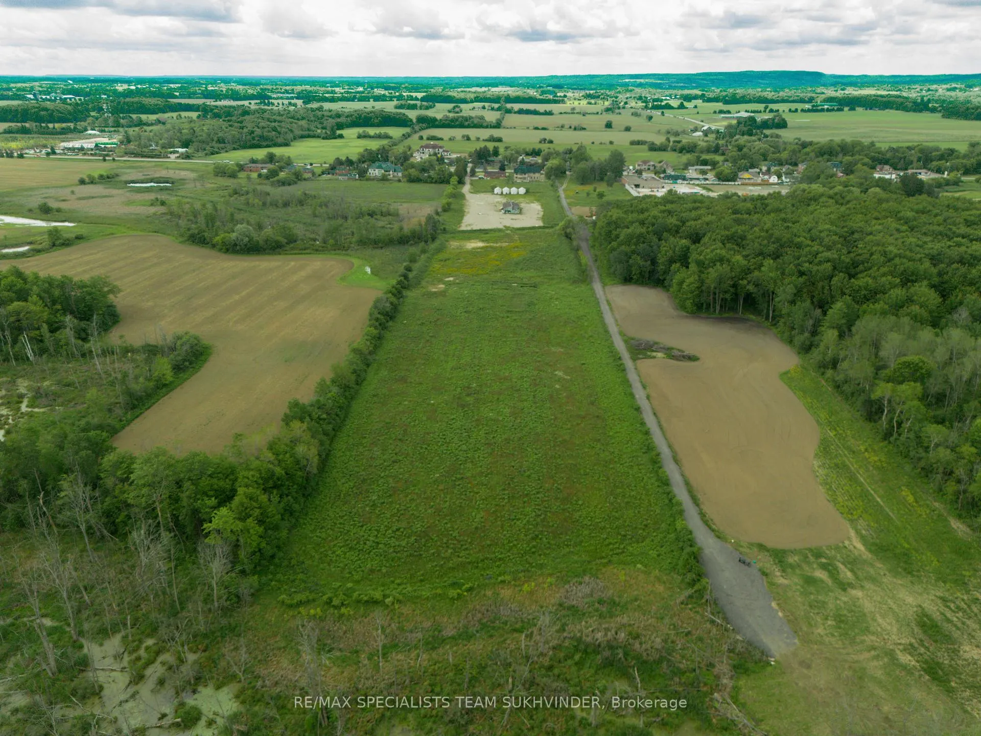 Photo 6 of 15245 Airport Road, Caledon, Rural Caledon — HOMEH