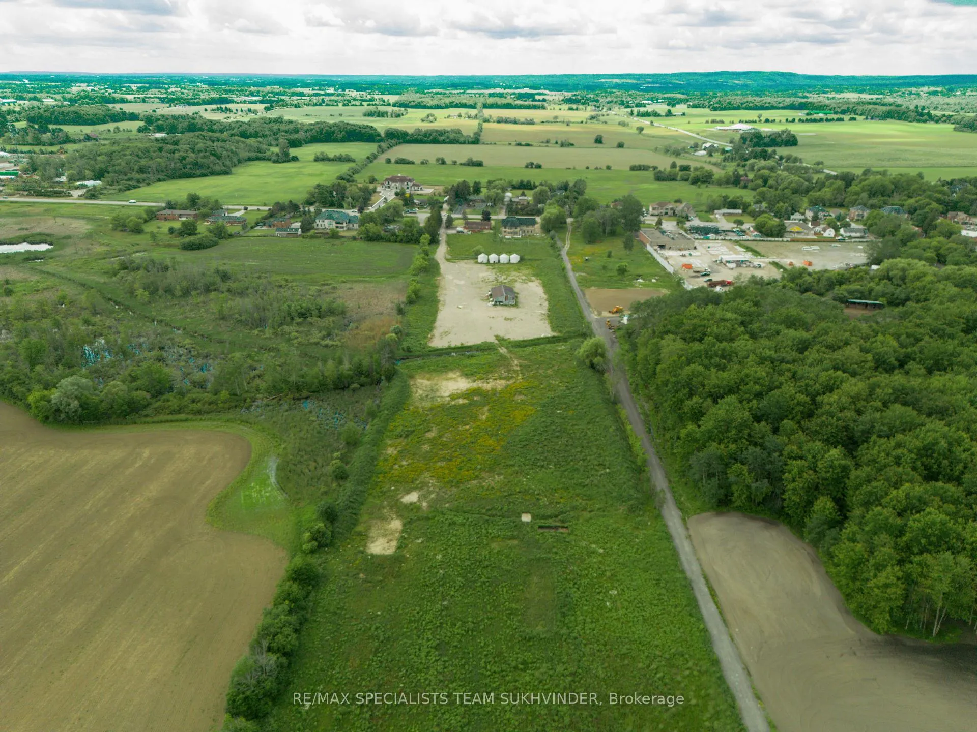 Photo 8 of 15245 Airport Road, Caledon, Rural Caledon — HOMEH