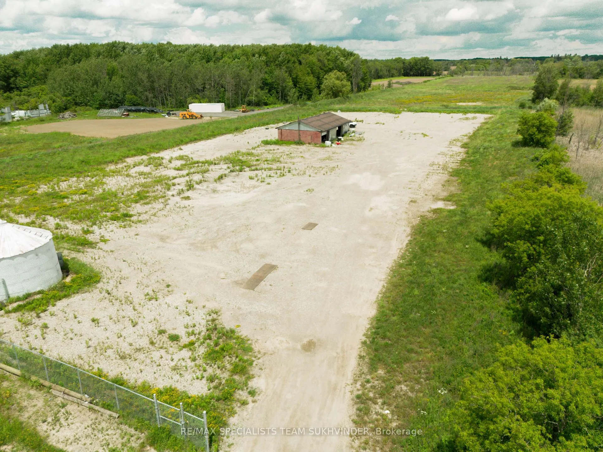 Photo 10 of 15245 Airport Road, Caledon, Rural Caledon — HOMEH