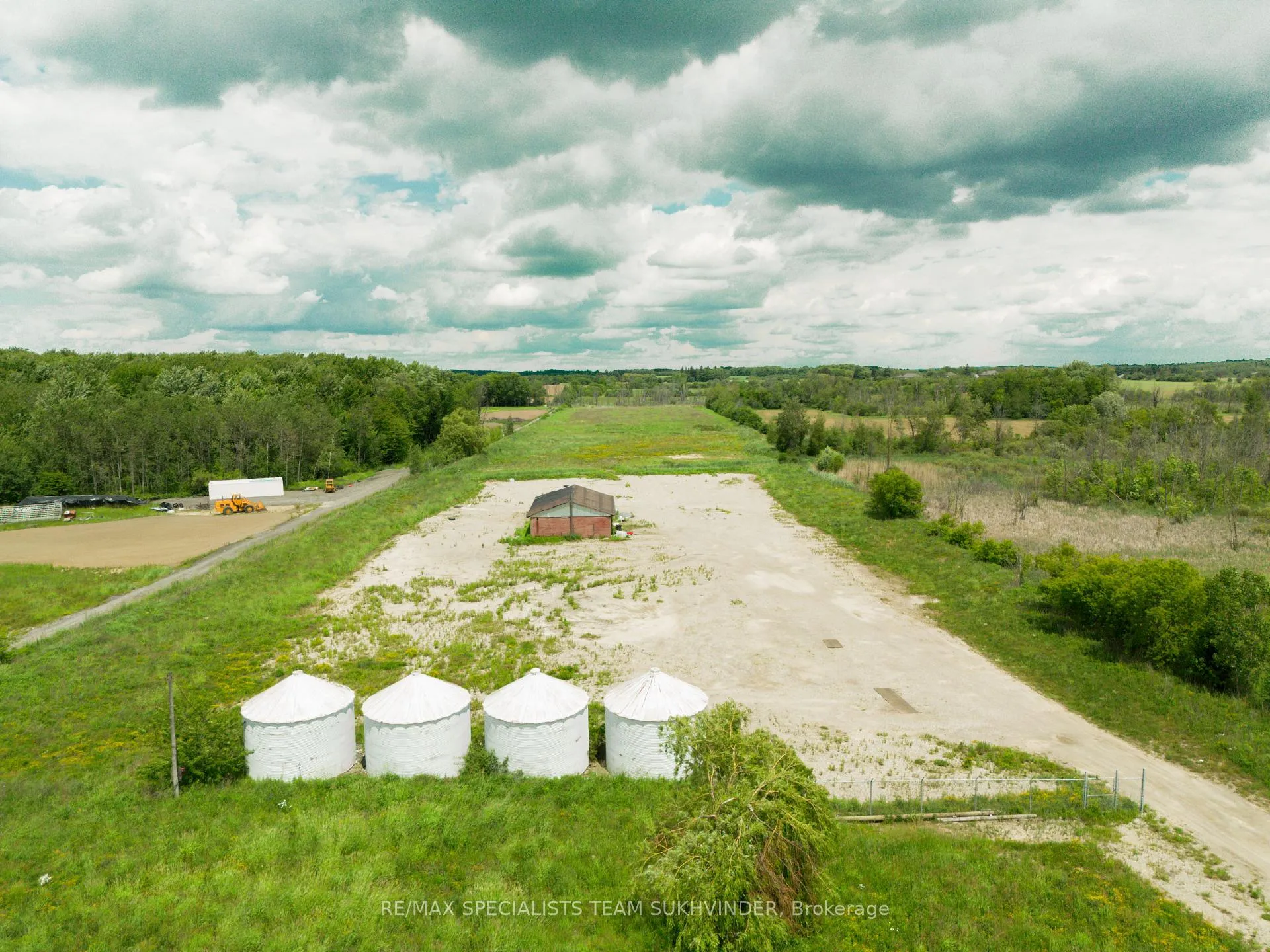 Photo 11 of 15245 Airport Road, Caledon, Rural Caledon — HOMEH