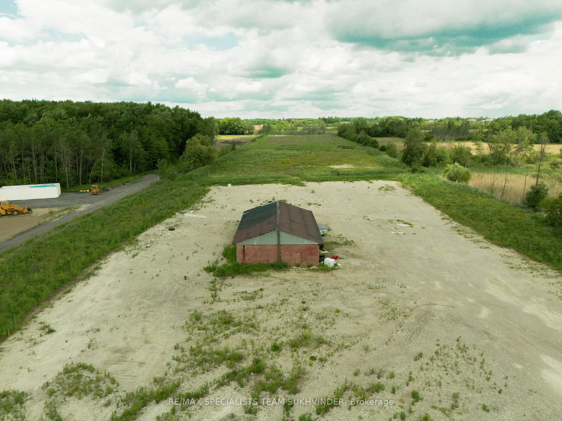 Photo 12 of 15245 Airport Road, Caledon, Rural Caledon — HOMEH