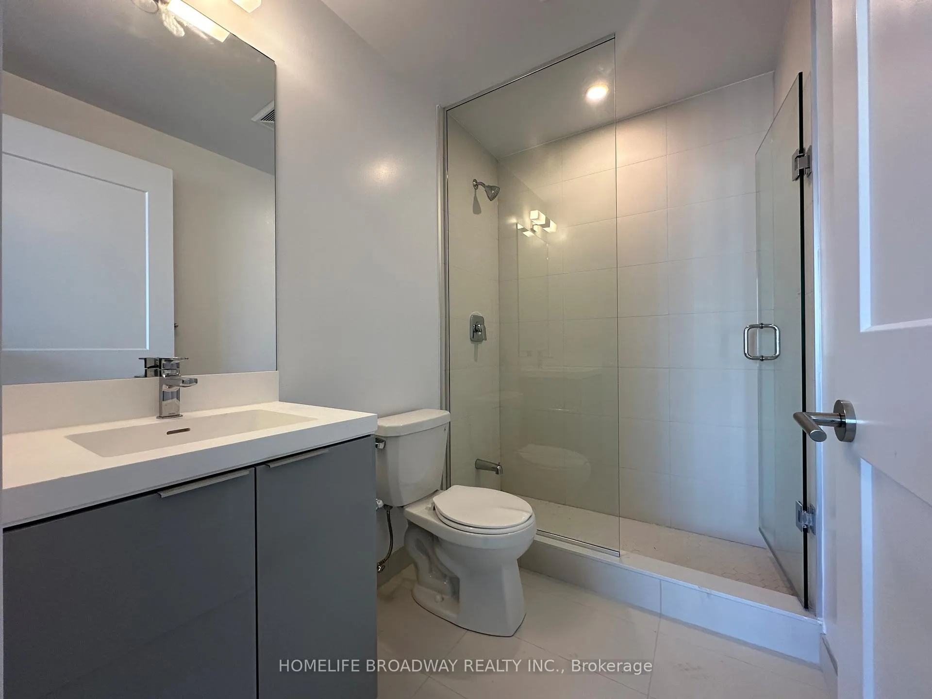 Photo 6 of Unit 3018, 50 Dunfield Avenue, Toronto, Mount Pleasant West — HOMEH