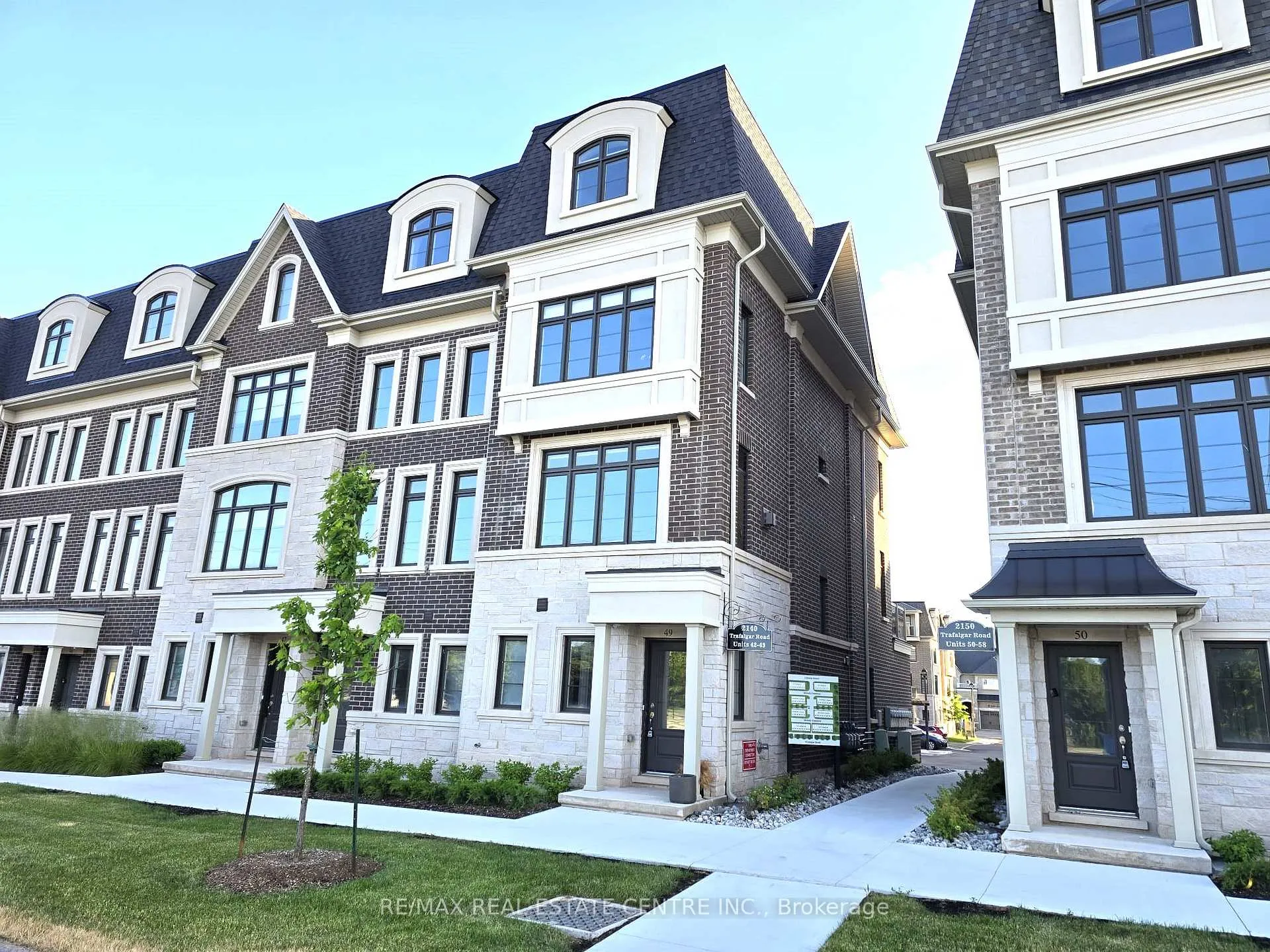 Photo 1 of Unit 49, 2140 Trafalgar Road, Oakville, River Oaks — HOMEH