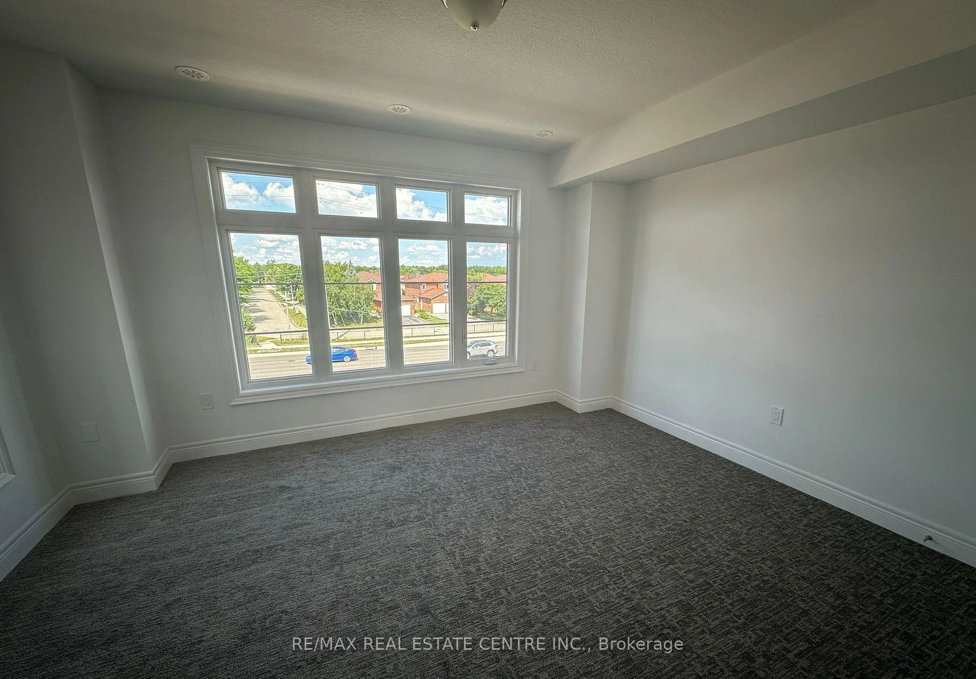 Photo 20 of Unit 49, 2140 Trafalgar Road, Oakville, River Oaks — HOMEH