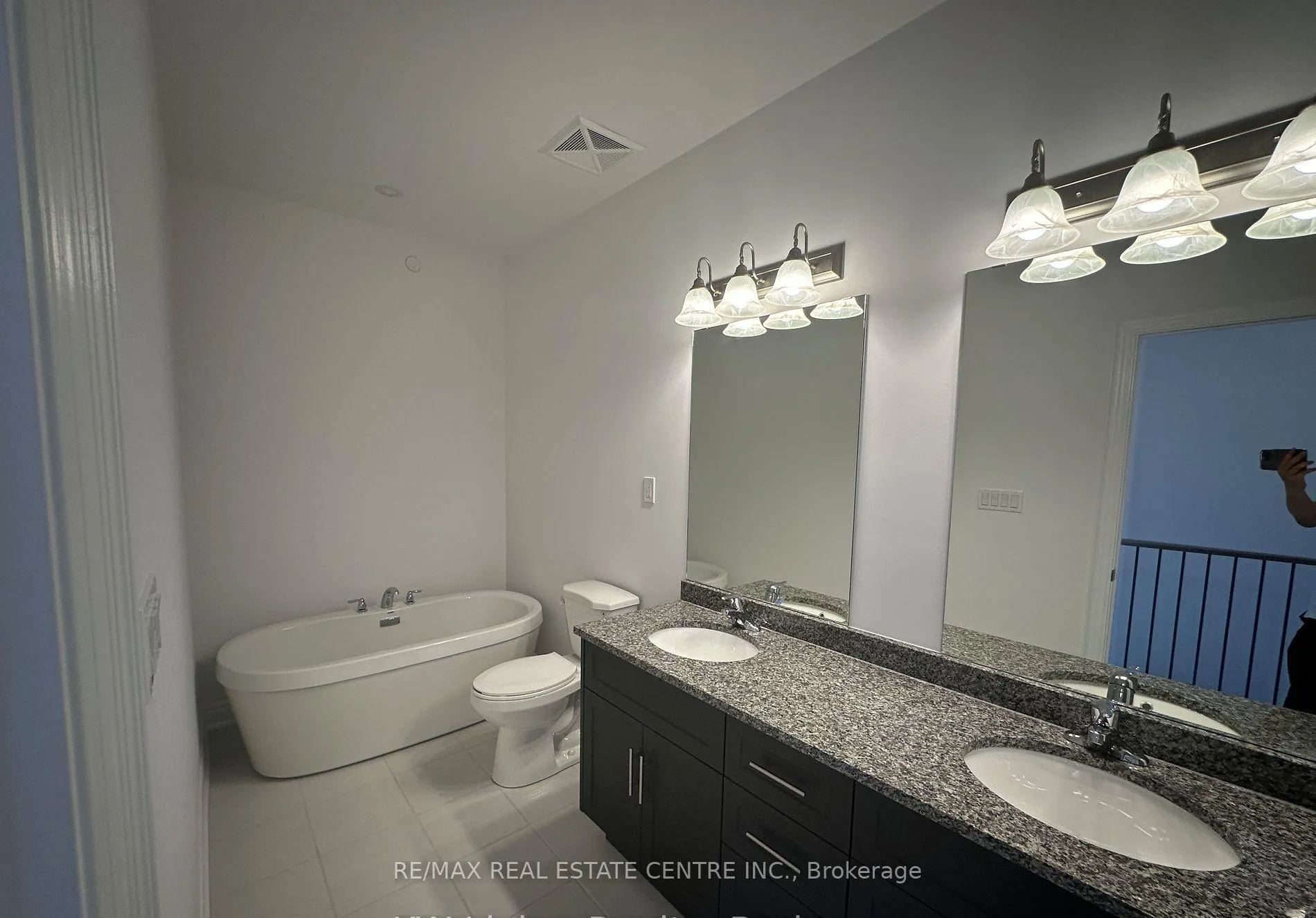 Photo 22 of Unit 49, 2140 Trafalgar Road, Oakville, River Oaks — HOMEH