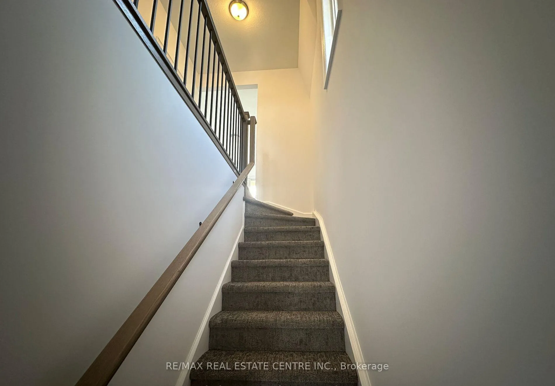 Photo 24 of Unit 49, 2140 Trafalgar Road, Oakville, River Oaks — HOMEH