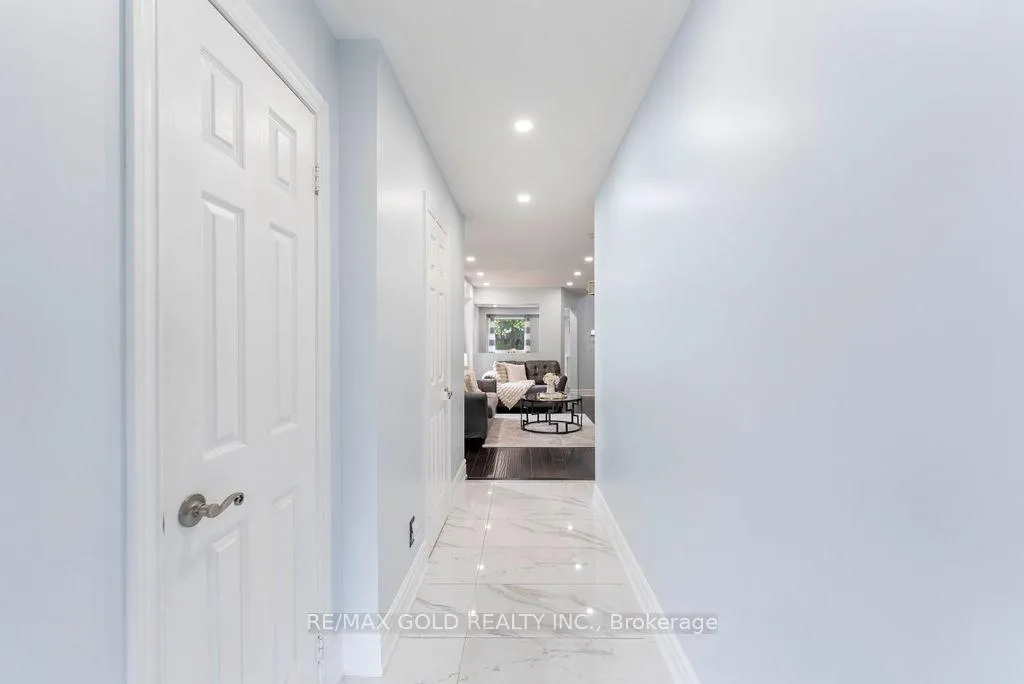 Photo 4 of 1201 Mowat Lane, Milton, Dempsey — HOMEH