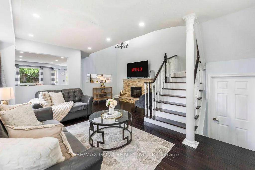 Photo 6 of 1201 Mowat Lane, Milton, Dempsey — HOMEH