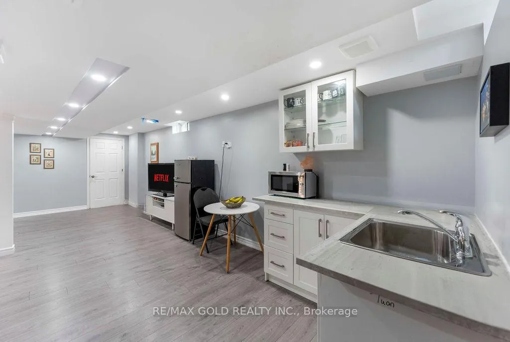 Photo 30 of 1201 Mowat Lane, Milton, Dempsey — HOMEH