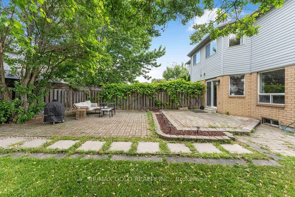 Photo 39 of 1201 Mowat Lane, Milton, Dempsey — HOMEH