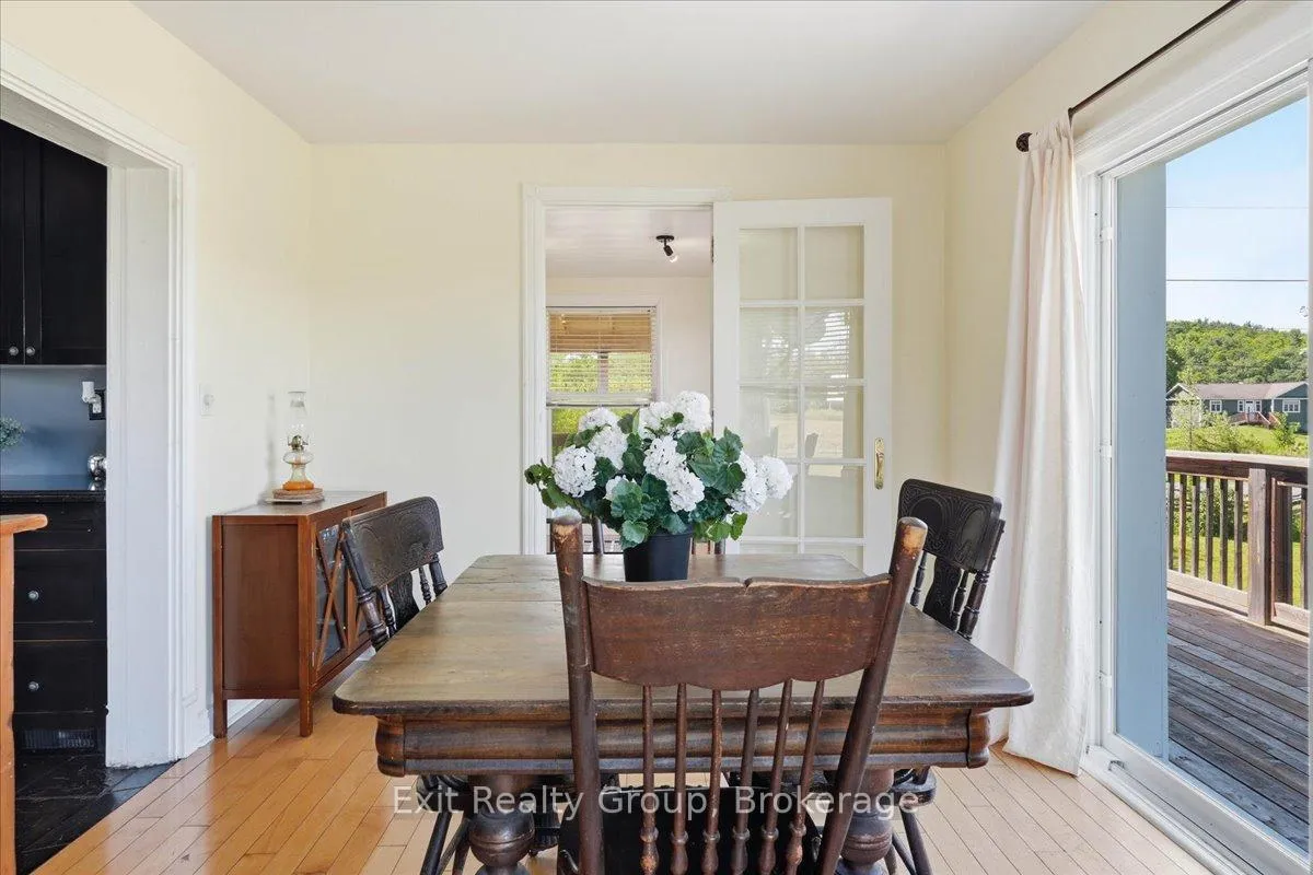 Photo 7 of 910 Rosebush Road, Quinte West, Sidney Ward — HOMEH