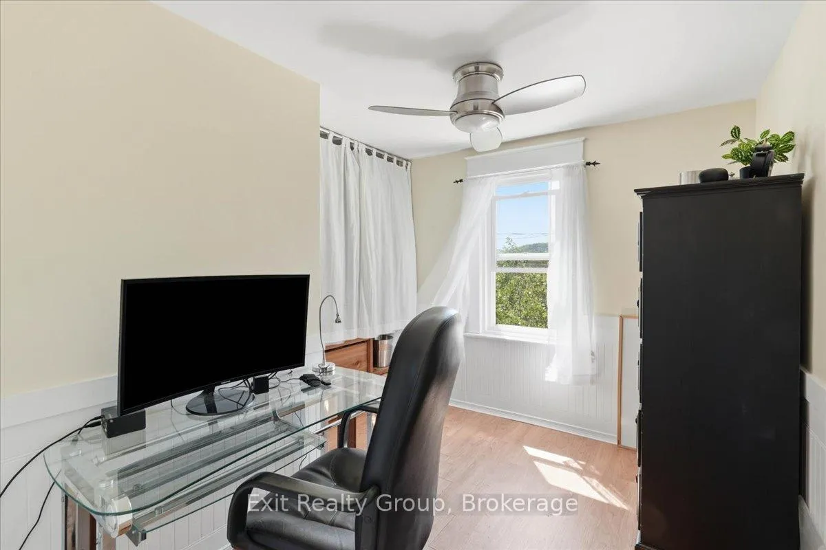 Photo 20 of 910 Rosebush Road, Quinte West, Sidney Ward — HOMEH