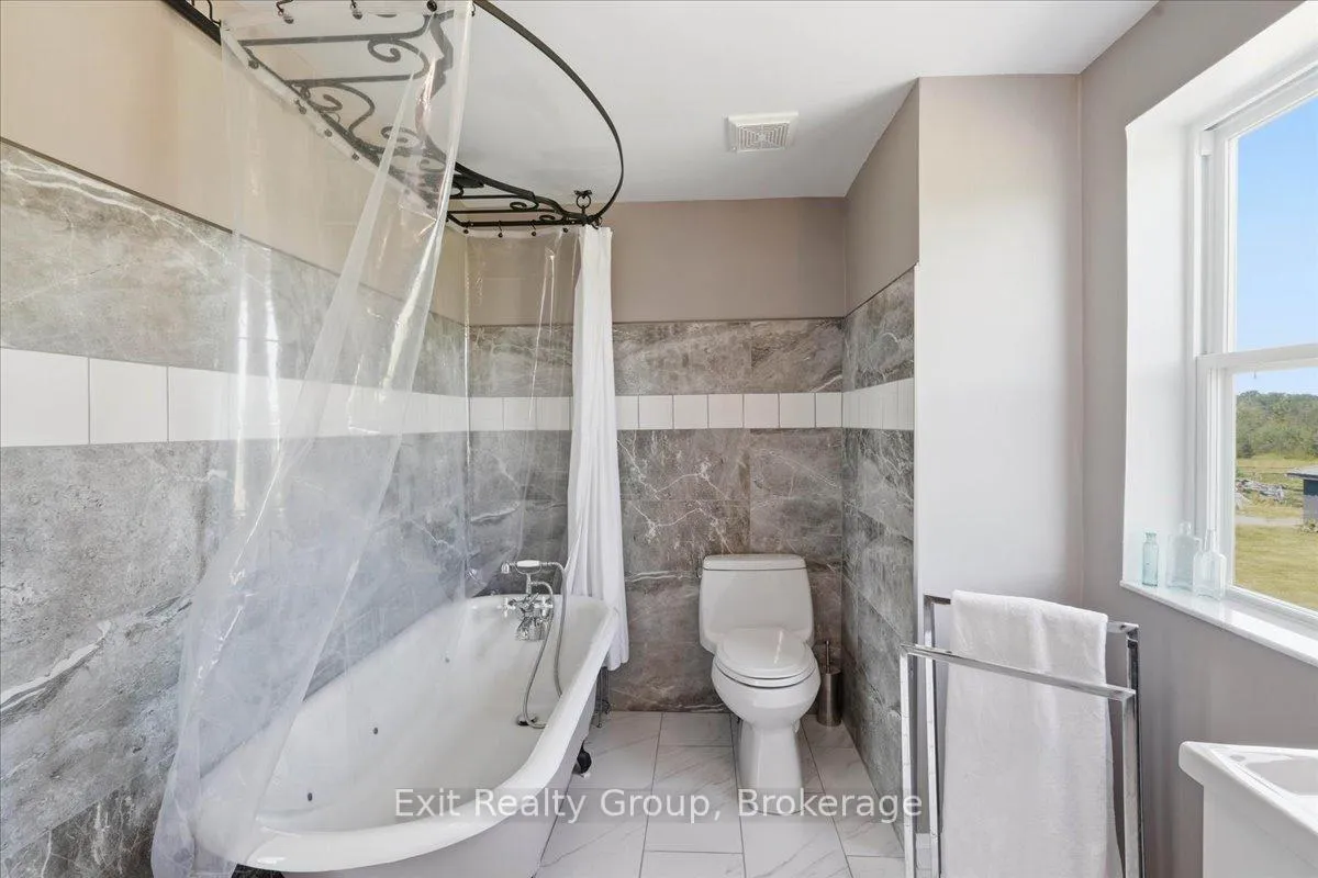 Photo 24 of 910 Rosebush Road, Quinte West, Sidney Ward — HOMEH