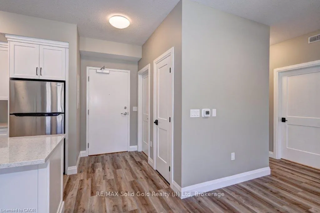 Photo 3 of Unit 2, 33 Murray Court, Perth East, Milverton — HOMEH