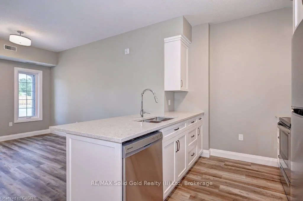 Photo 15 of Unit 2, 33 Murray Court, Perth East, Milverton — HOMEH
