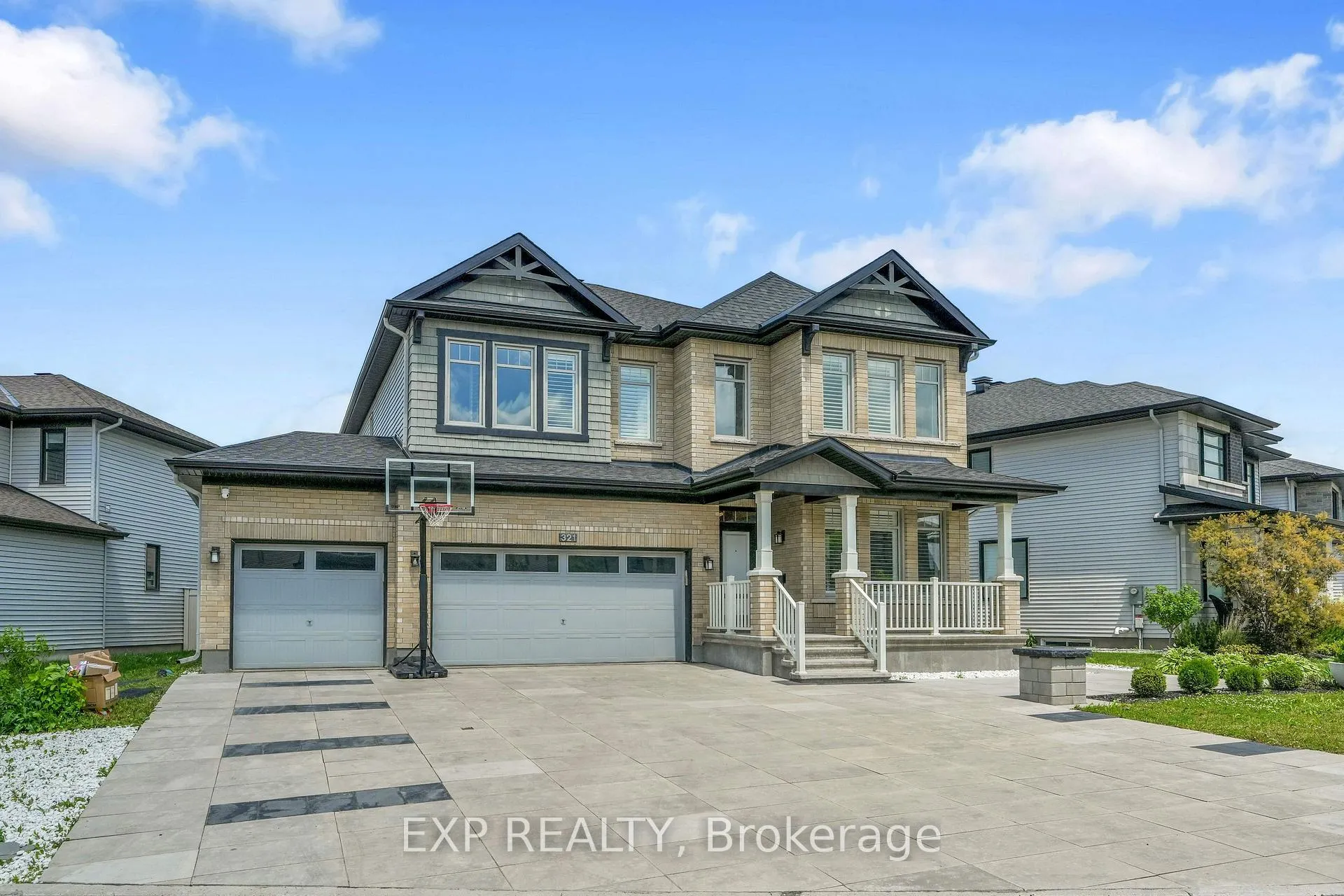 Photo 2 of 321 Serenade Crescent, Ottawa, Riverside South/Gloucester Glen — HOMEH