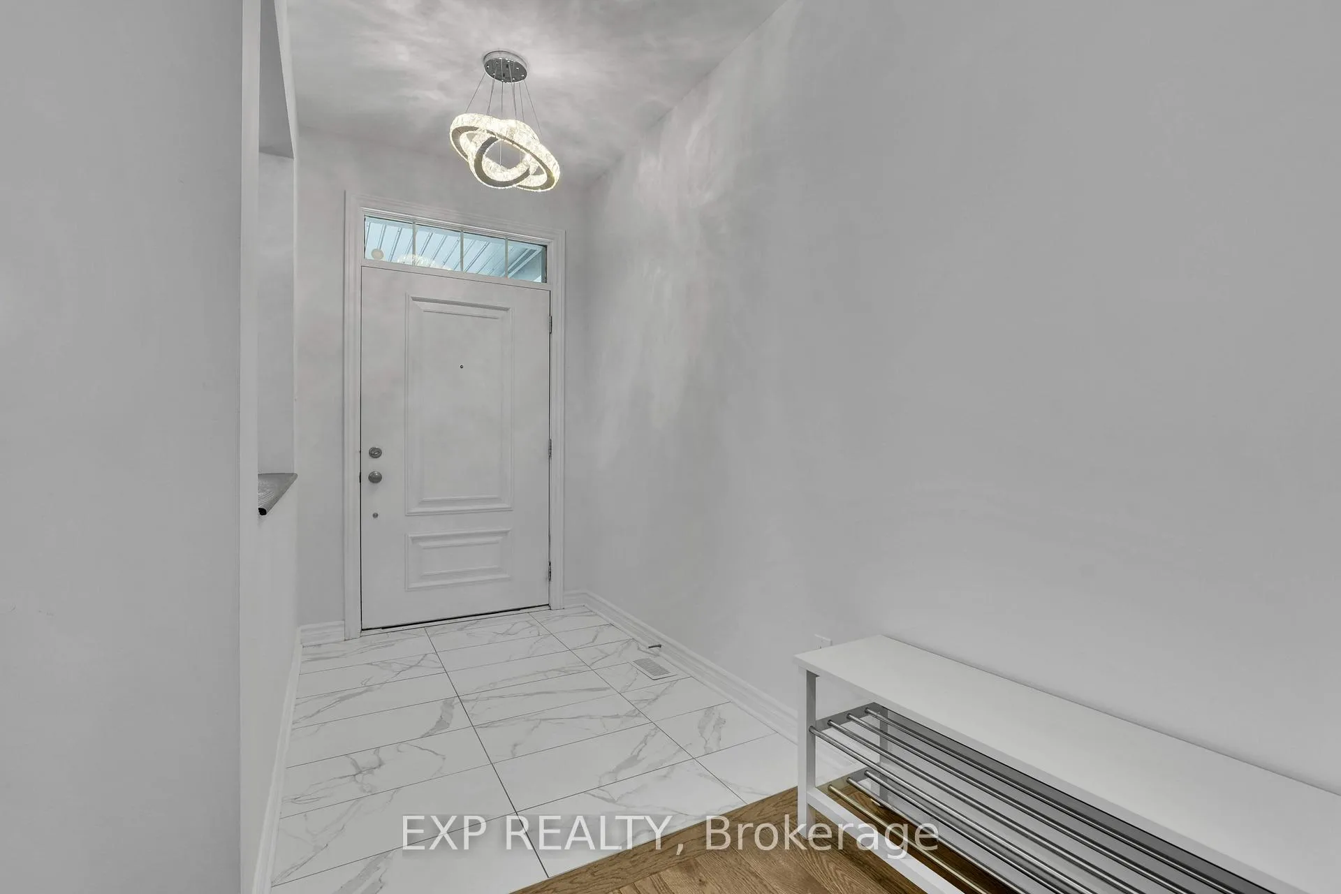 Photo 4 of 321 Serenade Crescent, Ottawa, Riverside South/Gloucester Glen — HOMEH