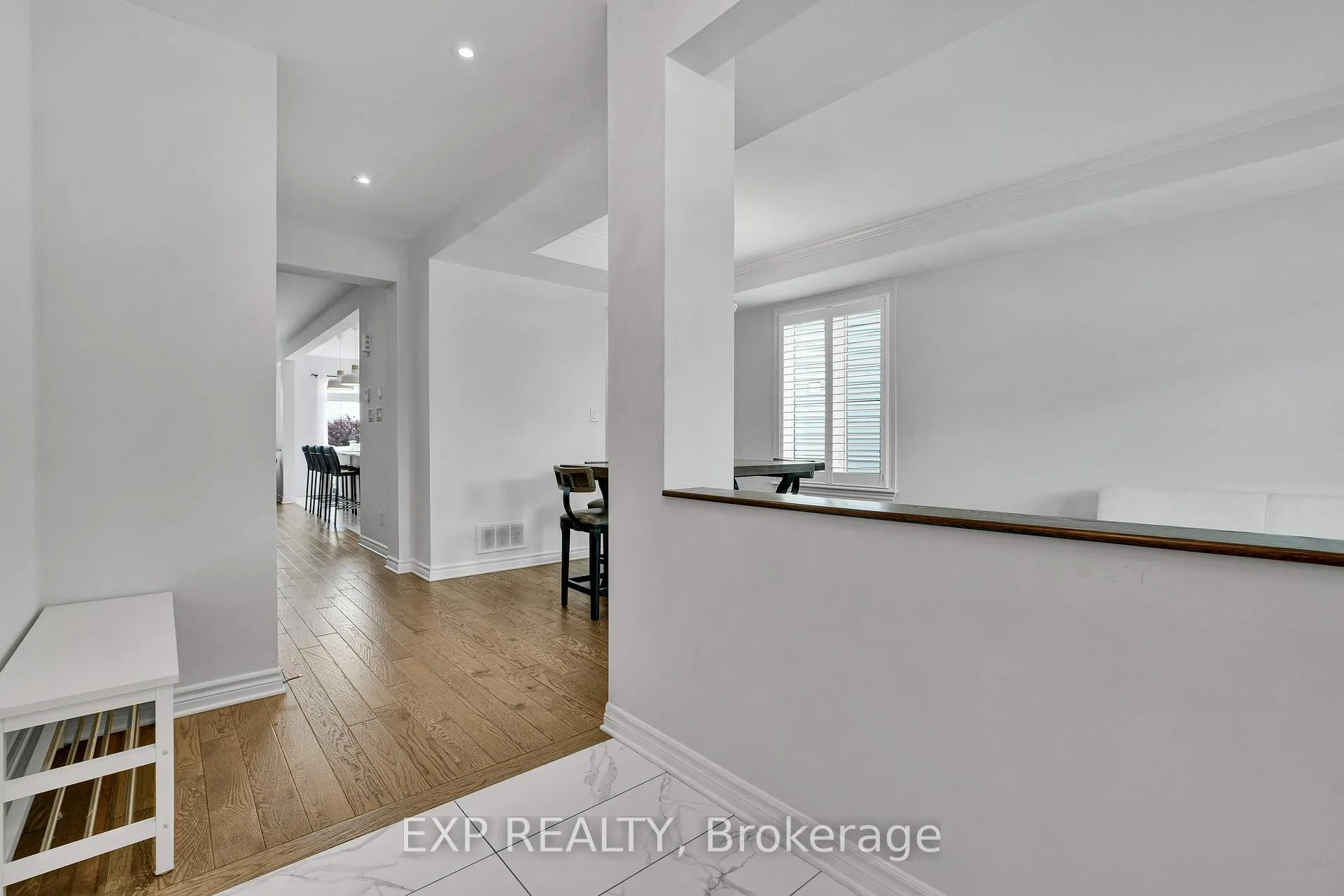 Photo 5 of 321 Serenade Crescent, Ottawa, Riverside South/Gloucester Glen — HOMEH