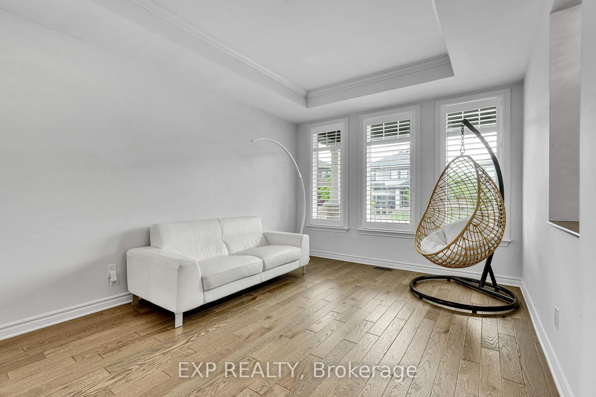 Photo 6 of 321 Serenade Crescent, Ottawa, Riverside South/Gloucester Glen — HOMEH