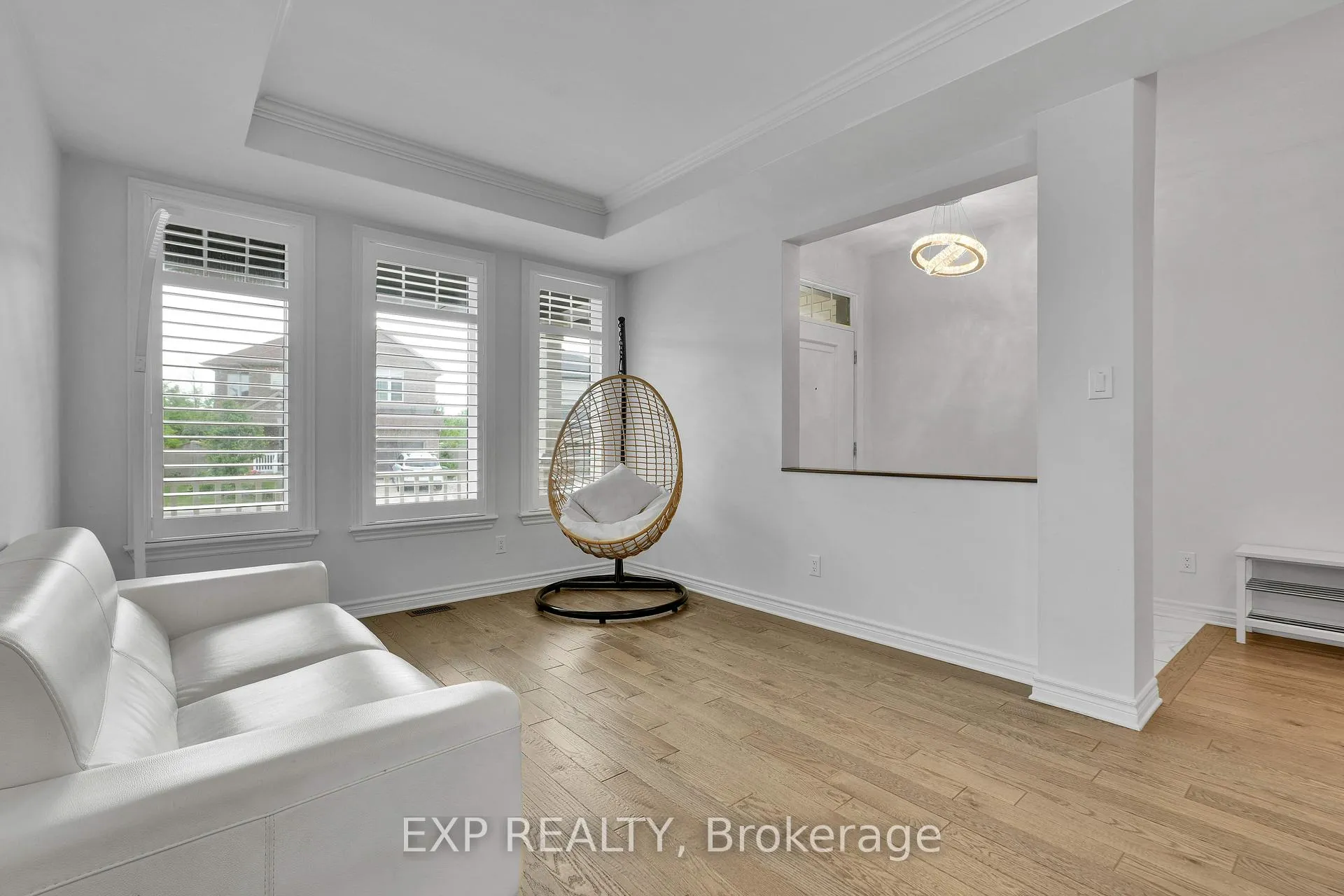 Photo 8 of 321 Serenade Crescent, Ottawa, Riverside South/Gloucester Glen — HOMEH