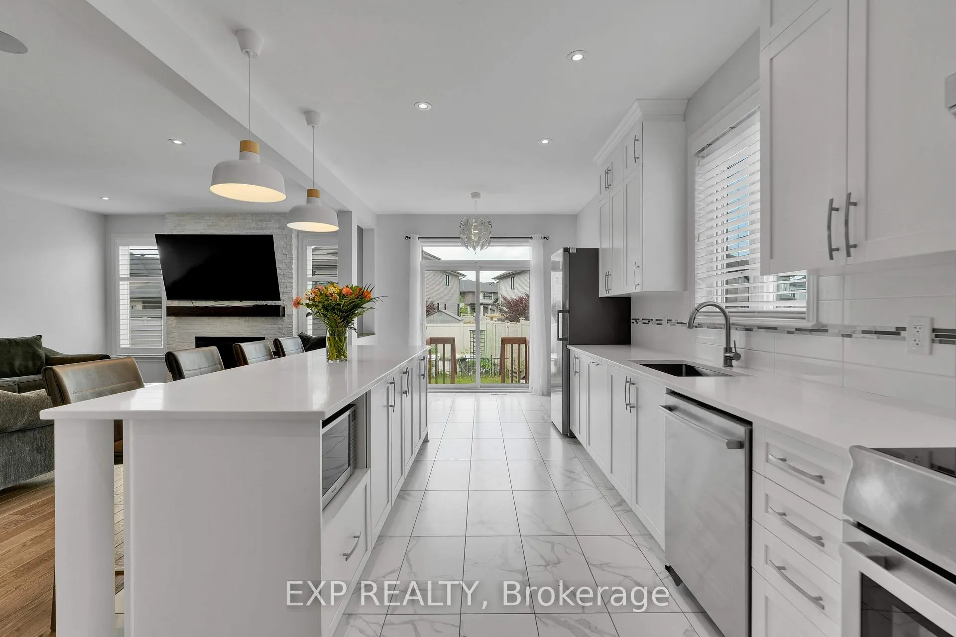 Photo 16 of 321 Serenade Crescent, Ottawa, Riverside South/Gloucester Glen — HOMEH