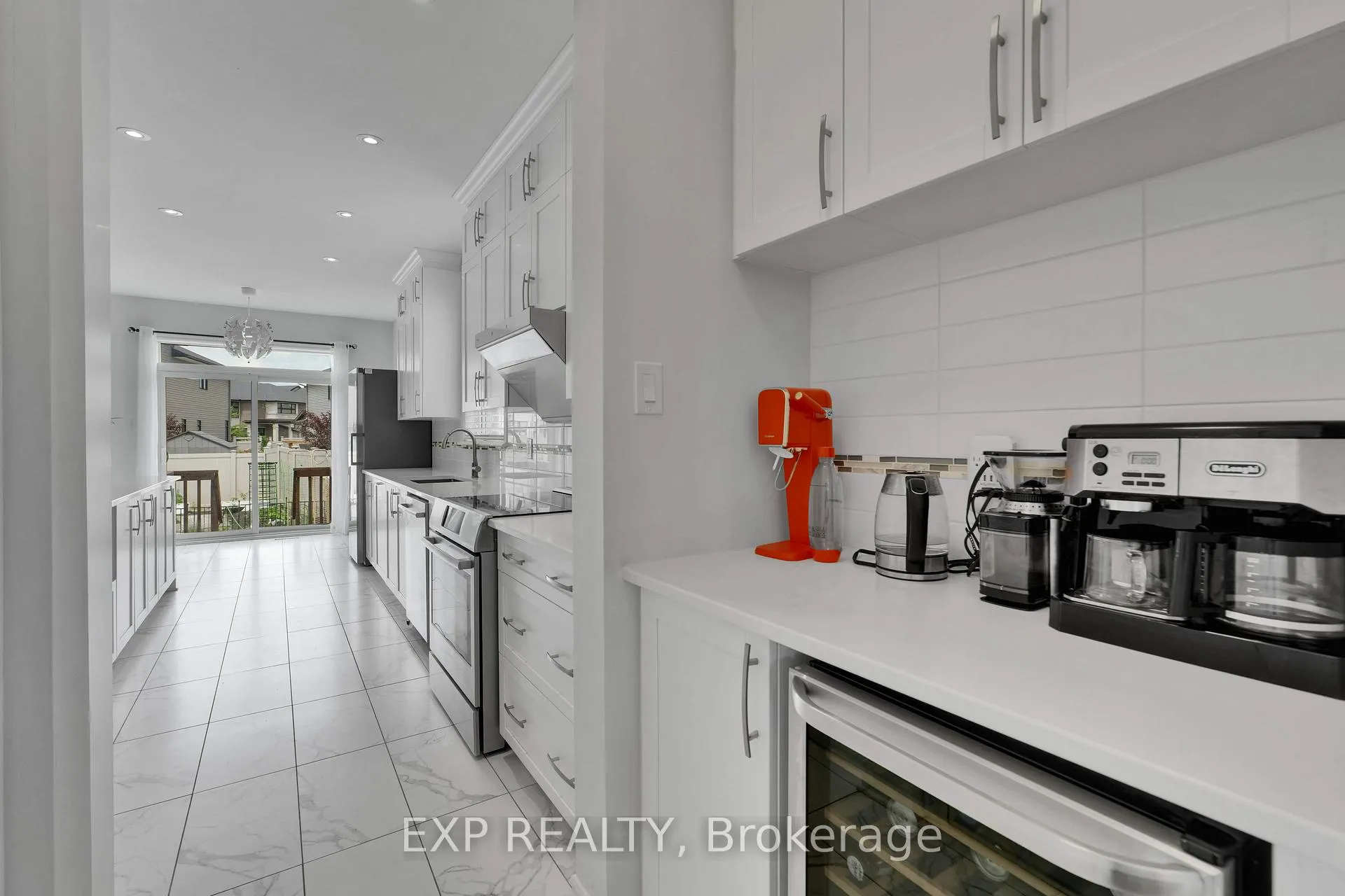 Photo 18 of 321 Serenade Crescent, Ottawa, Riverside South/Gloucester Glen — HOMEH