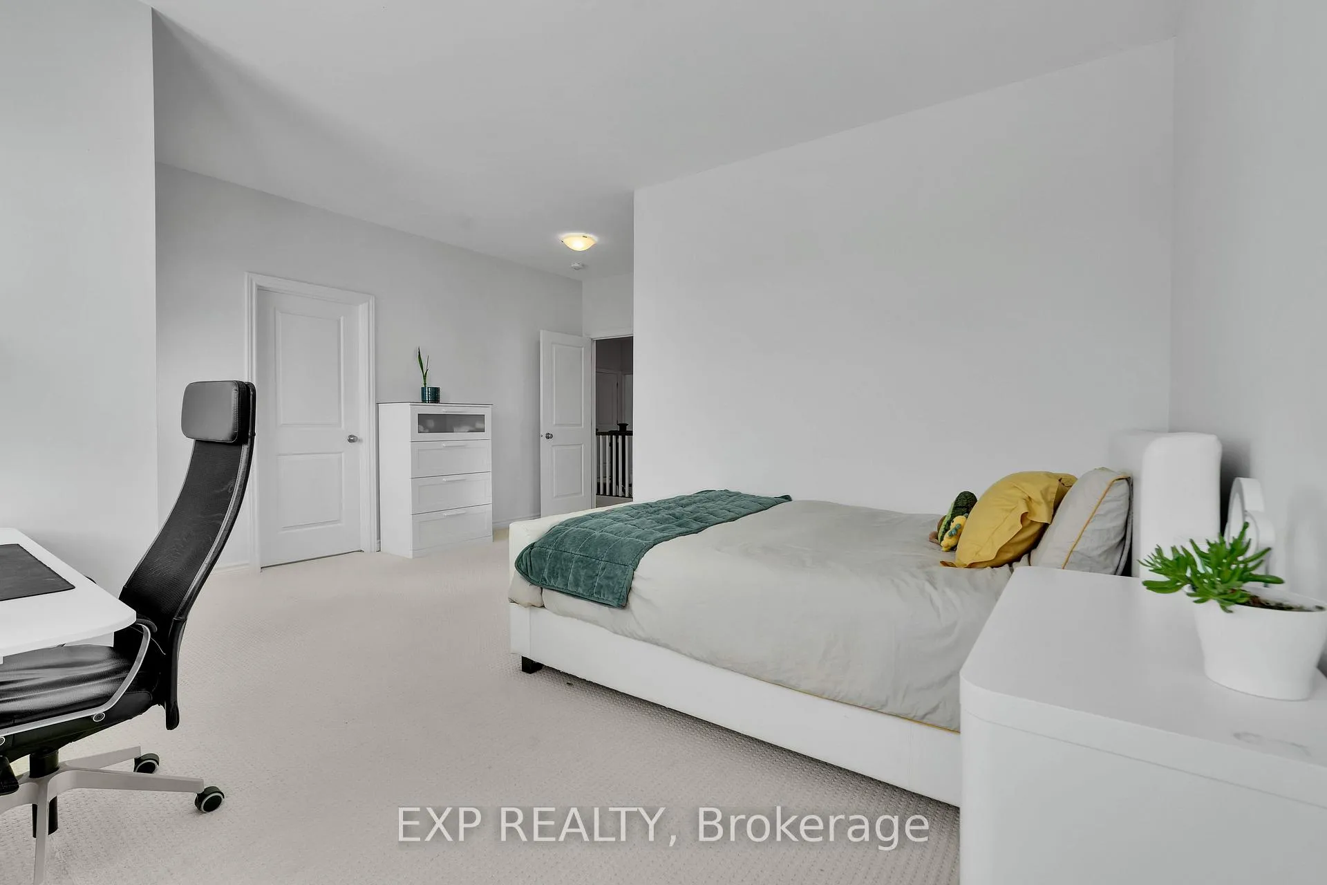 Photo 28 of 321 Serenade Crescent, Ottawa, Riverside South/Gloucester Glen — HOMEH