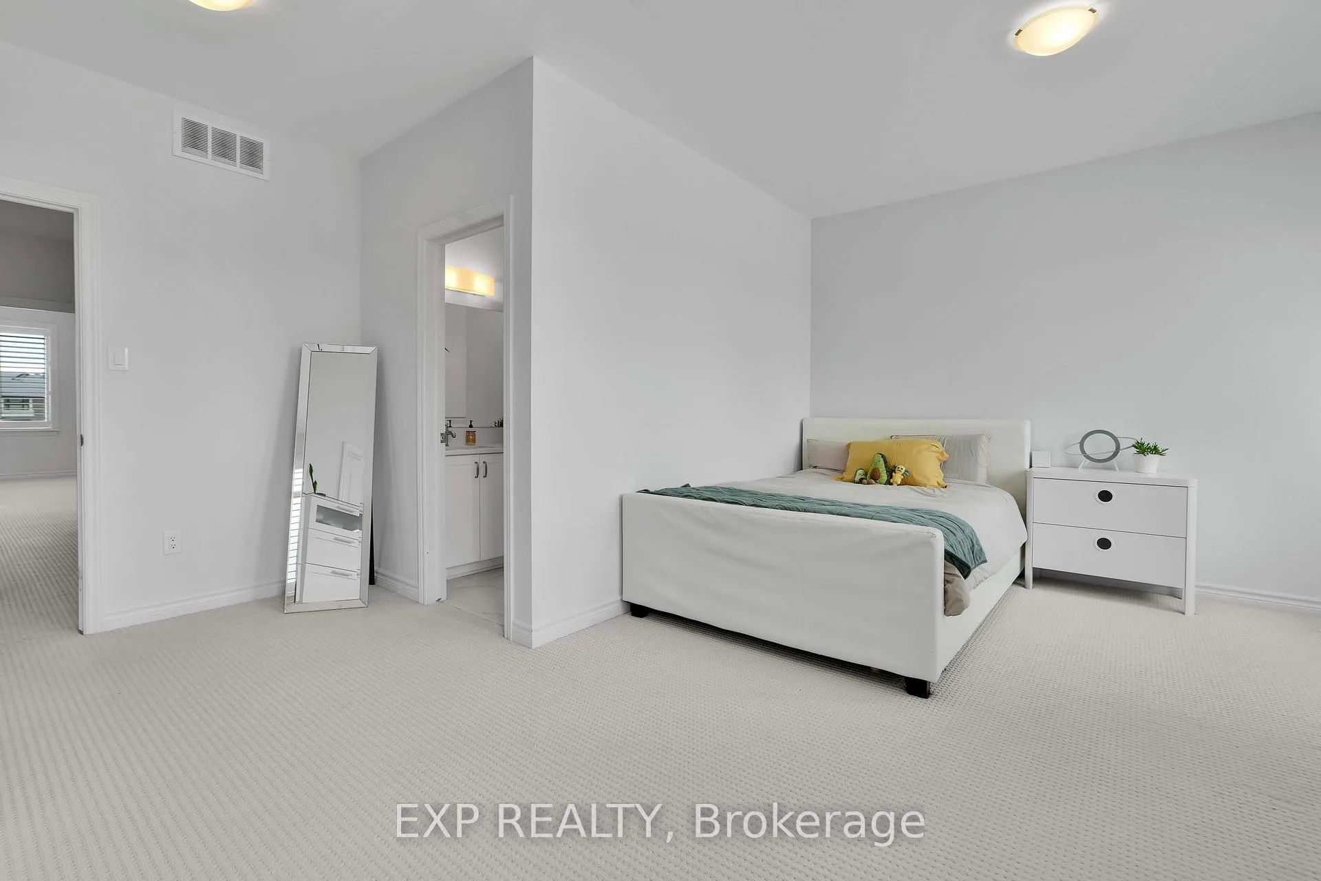 Photo 29 of 321 Serenade Crescent, Ottawa, Riverside South/Gloucester Glen — HOMEH