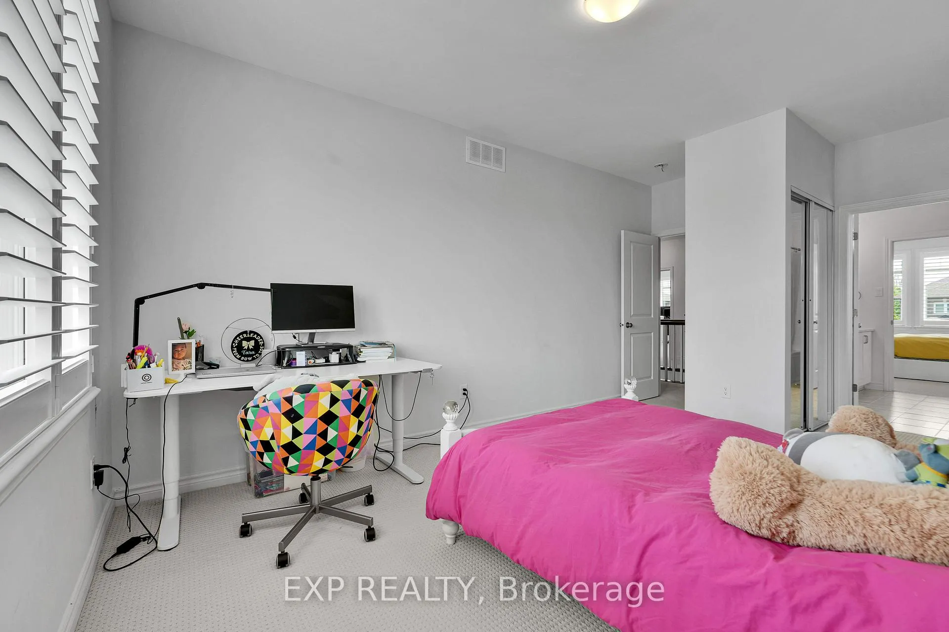 Photo 36 of 321 Serenade Crescent, Ottawa, Riverside South/Gloucester Glen — HOMEH