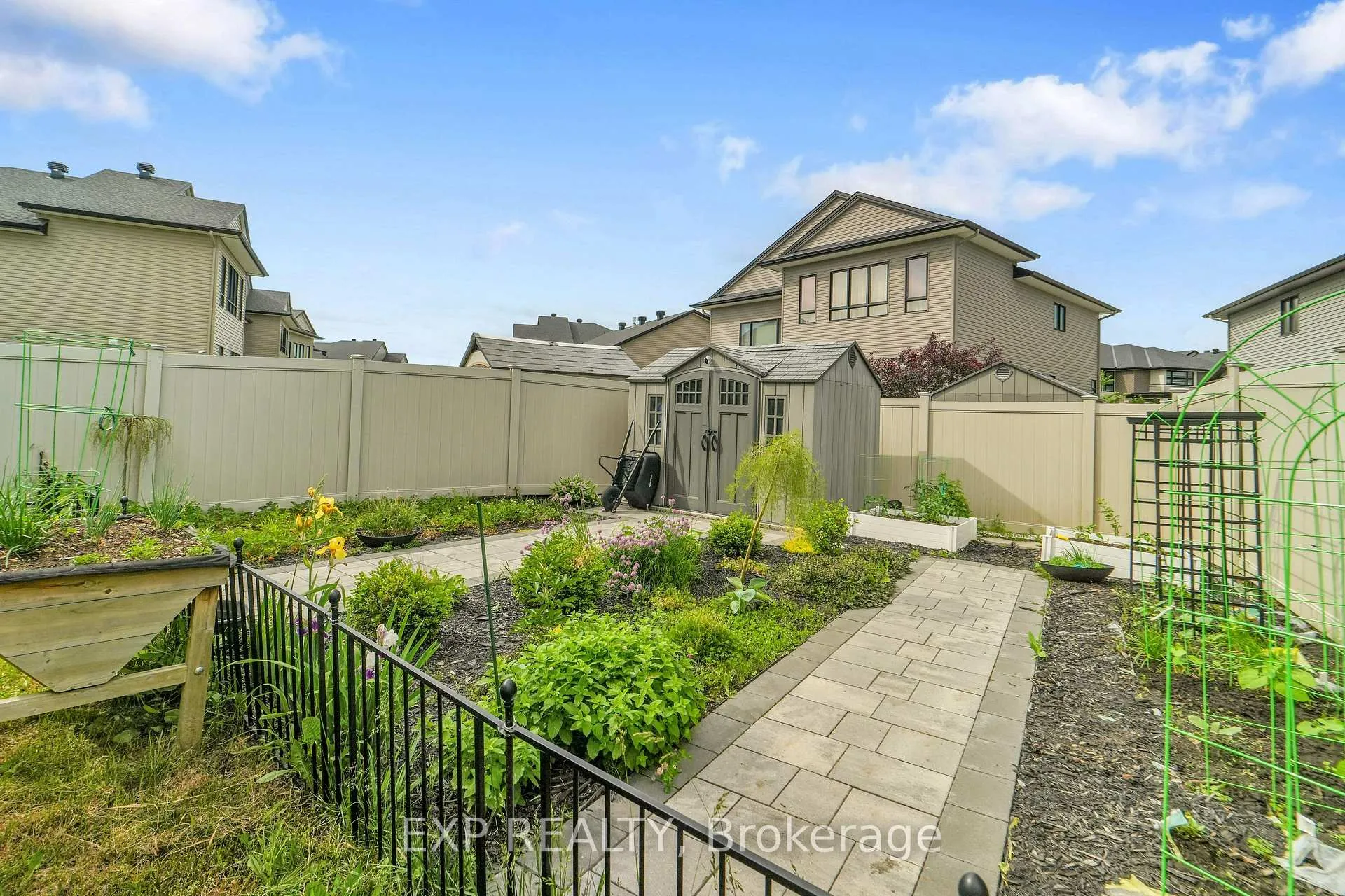 Photo 46 of 321 Serenade Crescent, Ottawa, Riverside South/Gloucester Glen — HOMEH