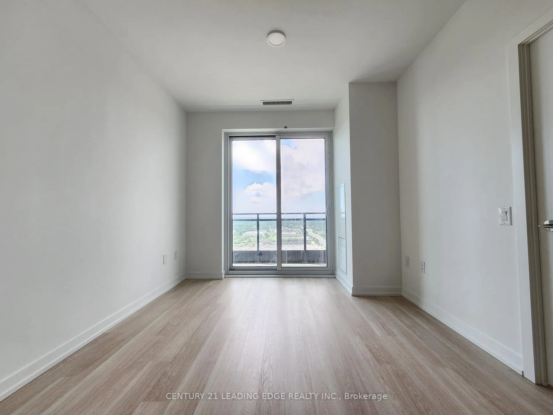 Photo 2 of Unit 2407, 9751 Markham Road, Markham, Greensborough — HOMEH