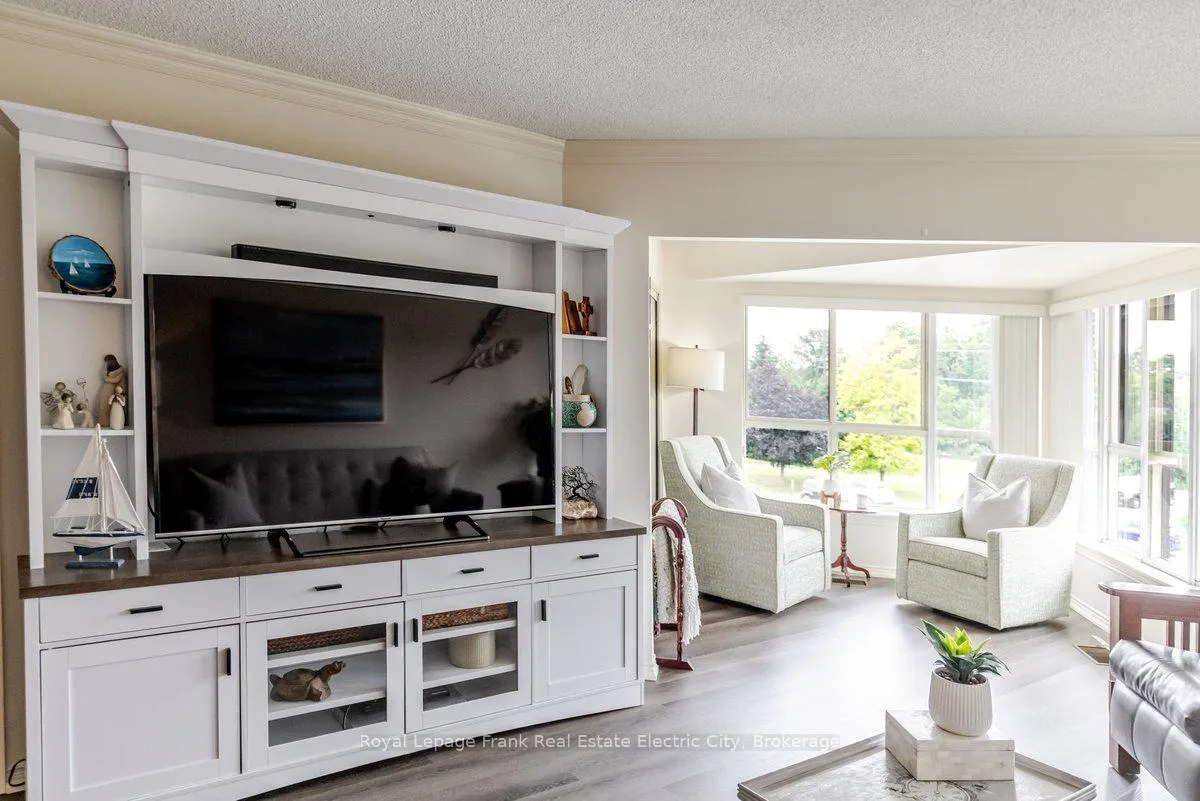 Photo 38 of Unit 309, 921 Armour Road, Peterborough, Ashburnham Ward 4 — HOMEH