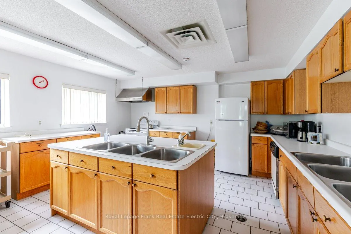 Photo 45 of Unit 309, 921 Armour Road, Peterborough, Ashburnham Ward 4 — HOMEH